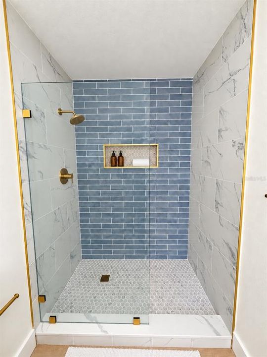 For Sale: $649,900 (3 beds, 2 baths, 1728 Square Feet)