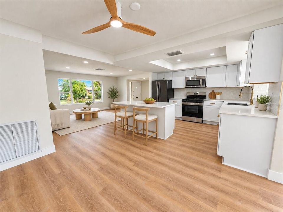 For Sale: $649,900 (3 beds, 2 baths, 1728 Square Feet)