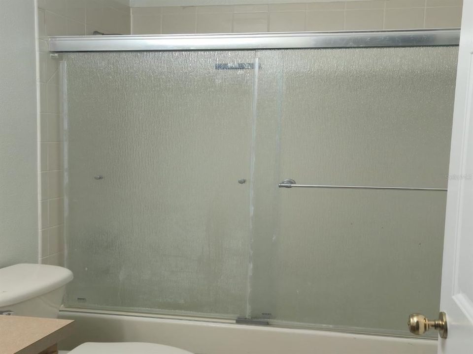 For Sale: $197,900 (3 beds, 2 baths, 1408 Square Feet)