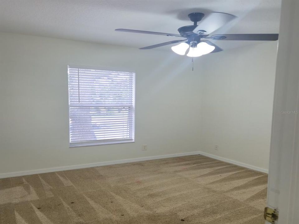 For Sale: $197,900 (3 beds, 2 baths, 1408 Square Feet)