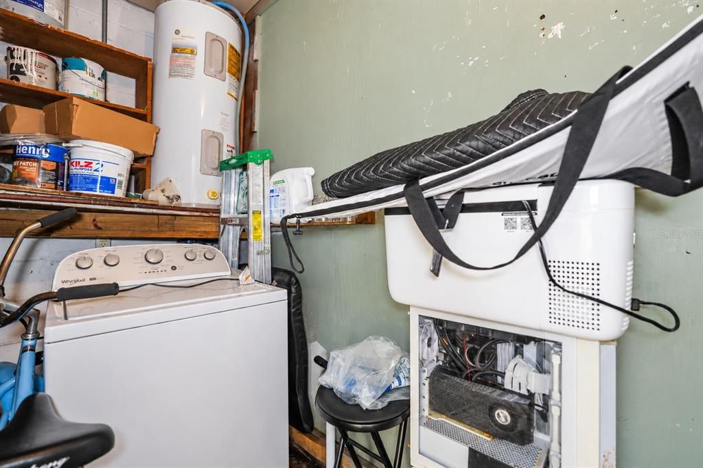 En Venta: $419,000 (4 camas, 0 baños, 1560 Pies cuadrados)