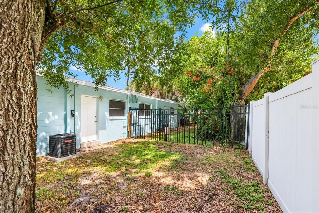 En Venta: $419,000 (4 camas, 0 baños, 1560 Pies cuadrados)