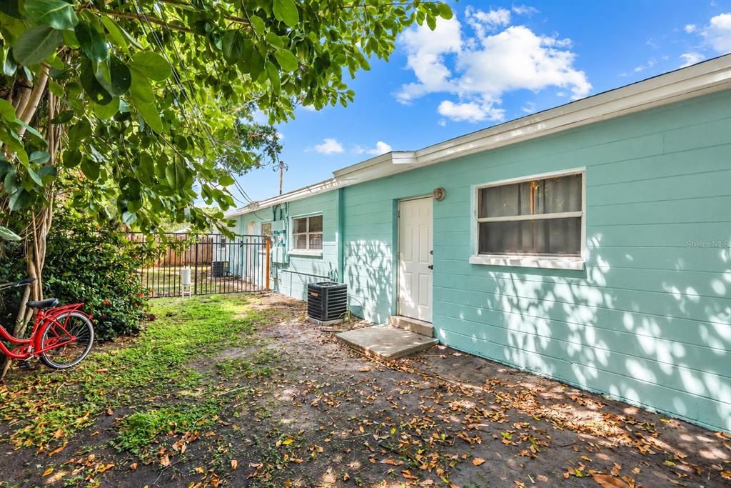 En Venta: $419,000 (4 camas, 0 baños, 1560 Pies cuadrados)