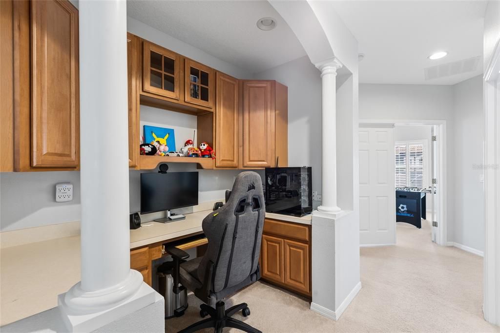 For Sale: $680,000 (6 beds, 4 baths, 3781 Square Feet)