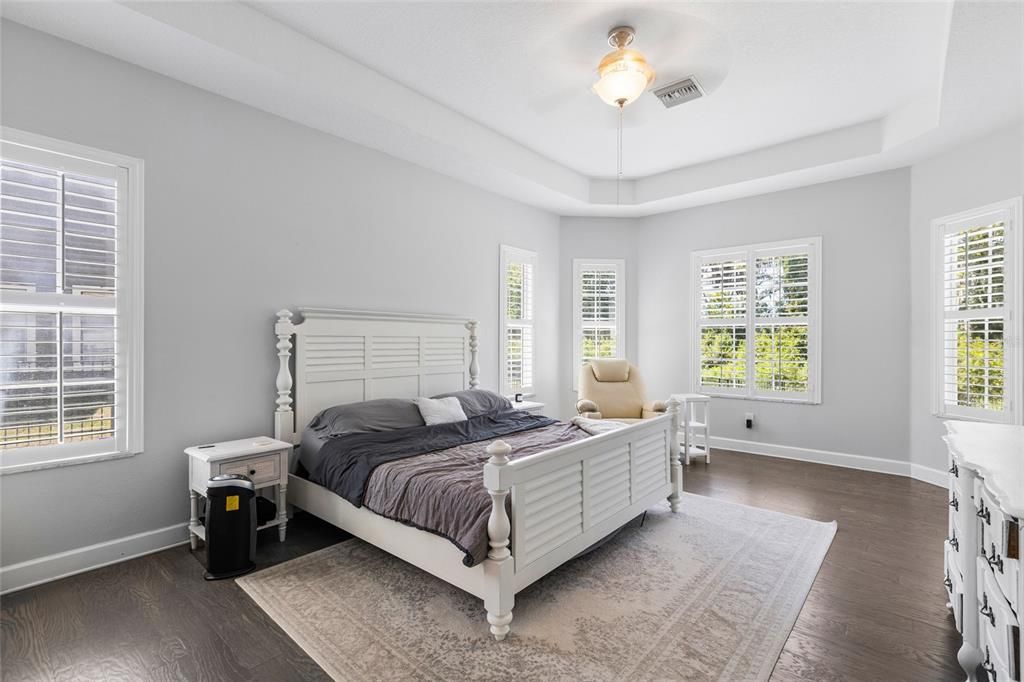 For Sale: $680,000 (6 beds, 4 baths, 3781 Square Feet)