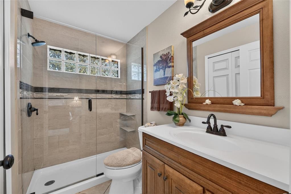 For Sale: $329,000 (3 beds, 2 baths, 1171 Square Feet)