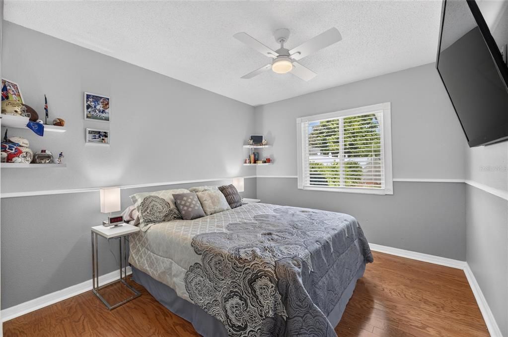 For Sale: $329,000 (3 beds, 2 baths, 1171 Square Feet)