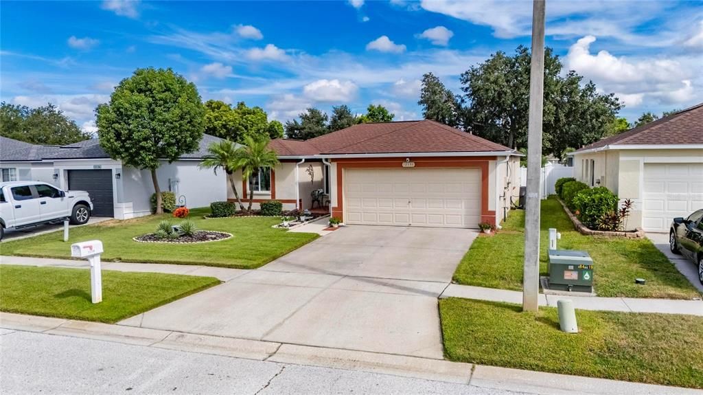 For Sale: $329,000 (3 beds, 2 baths, 1171 Square Feet)