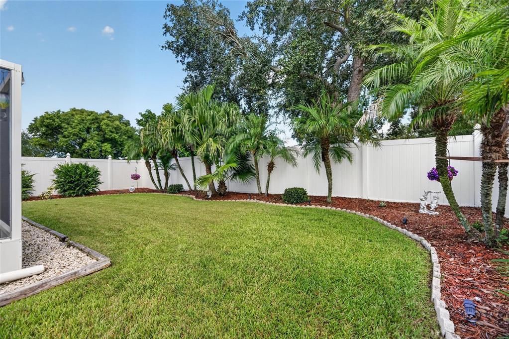 For Sale: $329,000 (3 beds, 2 baths, 1171 Square Feet)