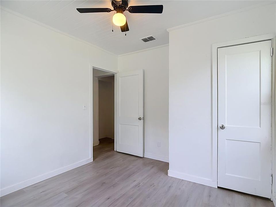 For Sale: $274,997 (3 beds, 2 baths, 1395 Square Feet)