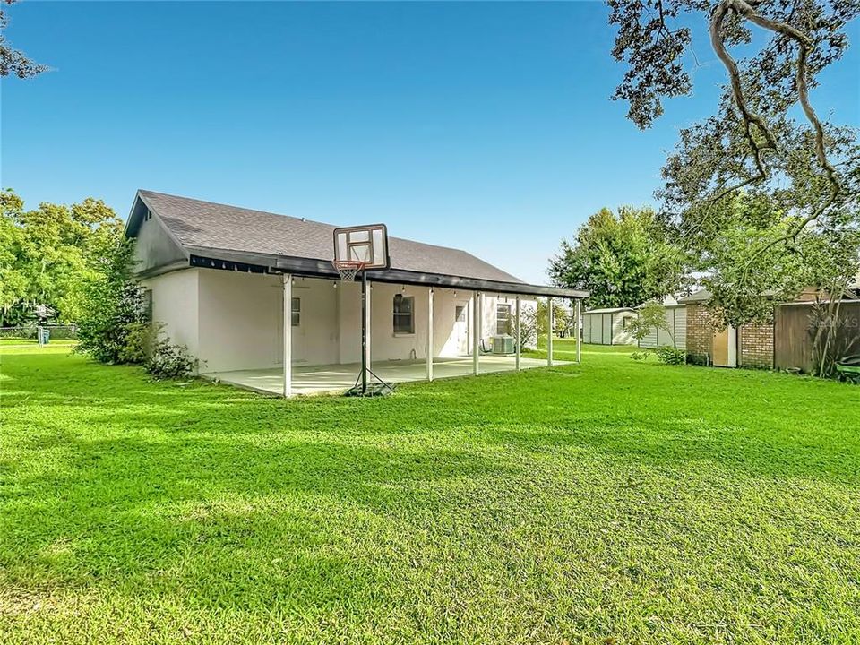 For Sale: $274,997 (3 beds, 2 baths, 1395 Square Feet)