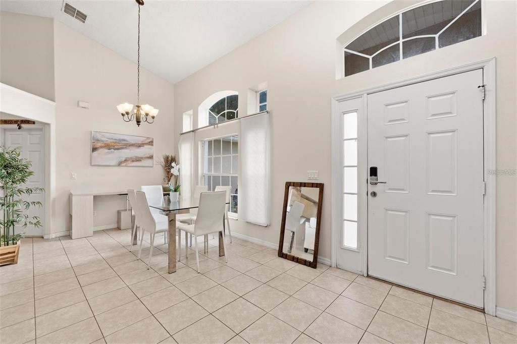 For Sale: $365,000 (4 beds, 2 baths, 1695 Square Feet)