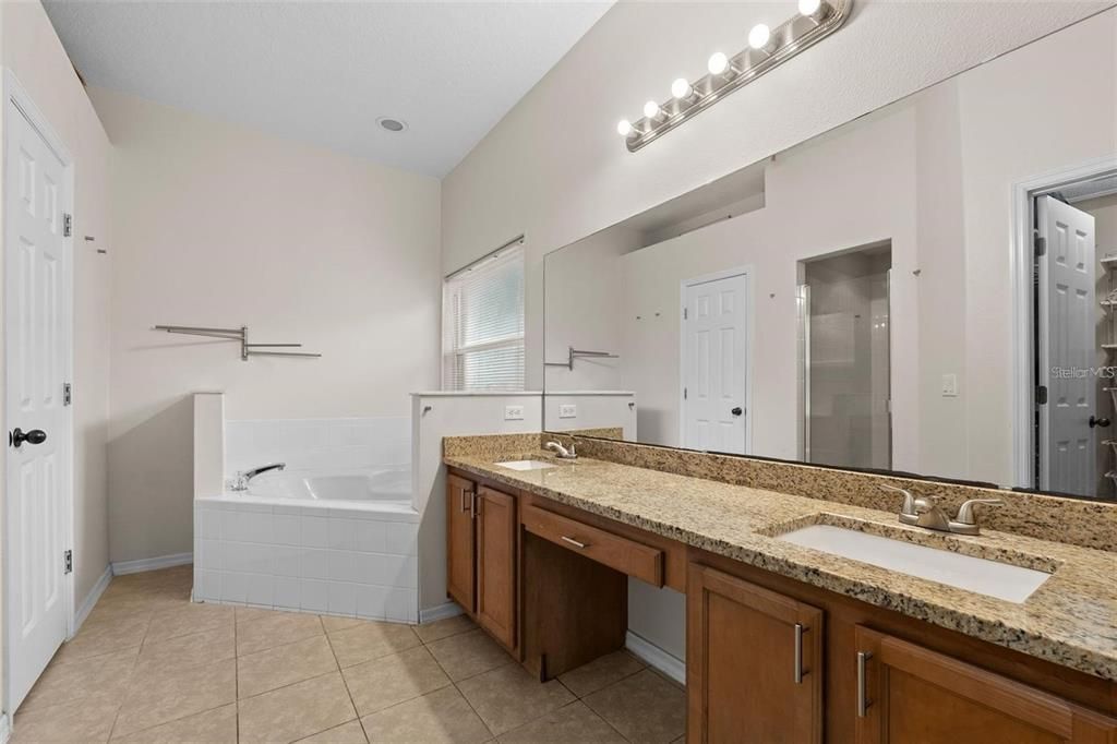 For Sale: $365,000 (4 beds, 2 baths, 1695 Square Feet)