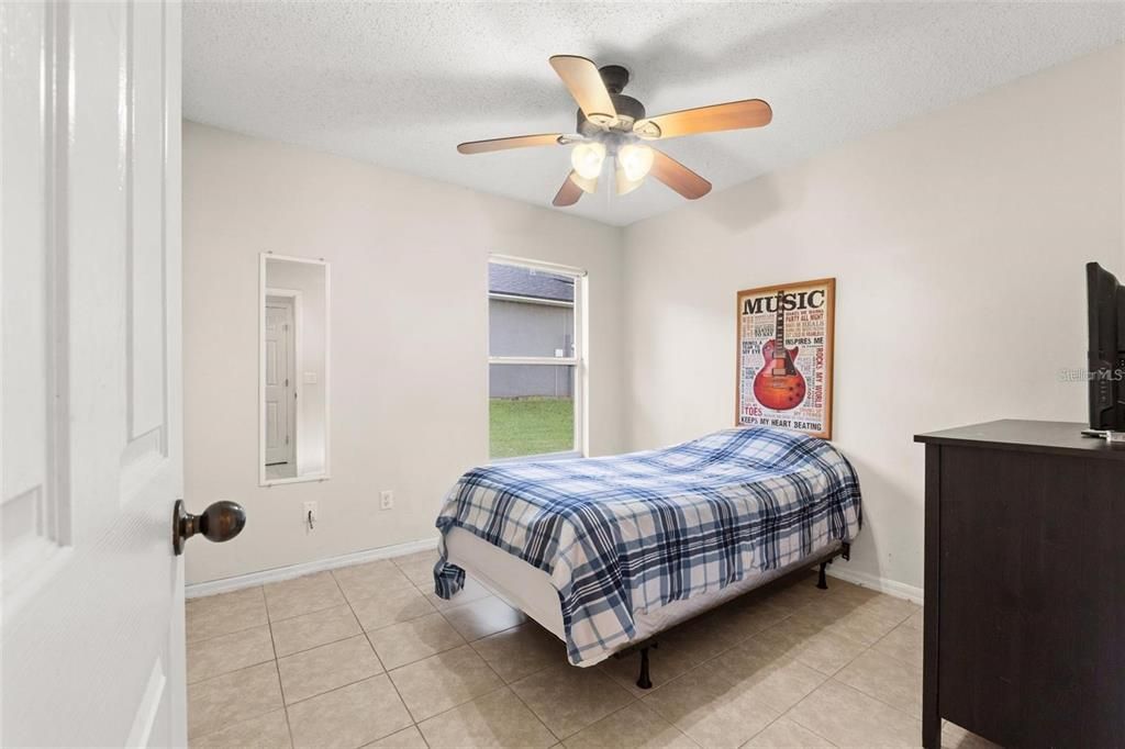 For Sale: $365,000 (4 beds, 2 baths, 1695 Square Feet)
