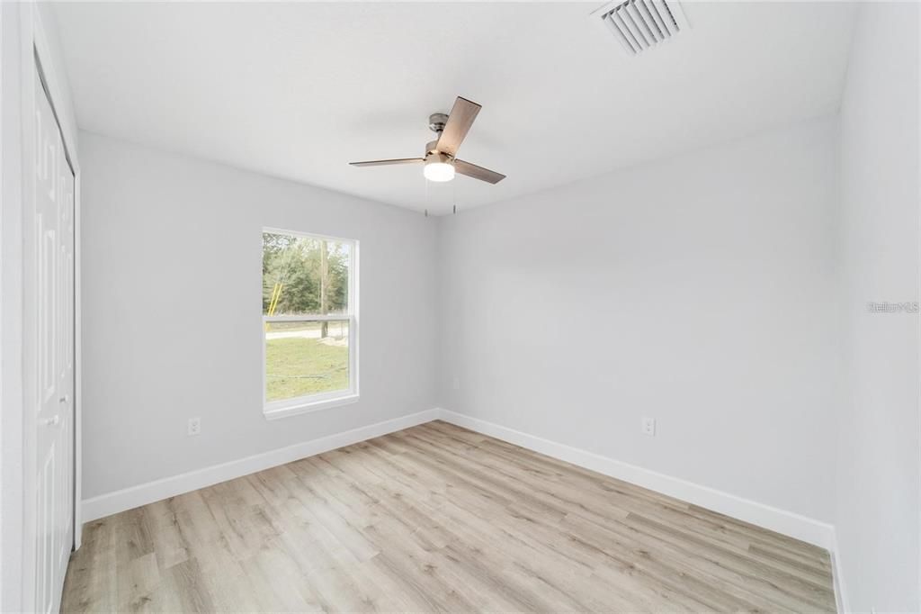 En Venta: $275,000 (3 camas, 2 baños, 1270 Pies cuadrados)