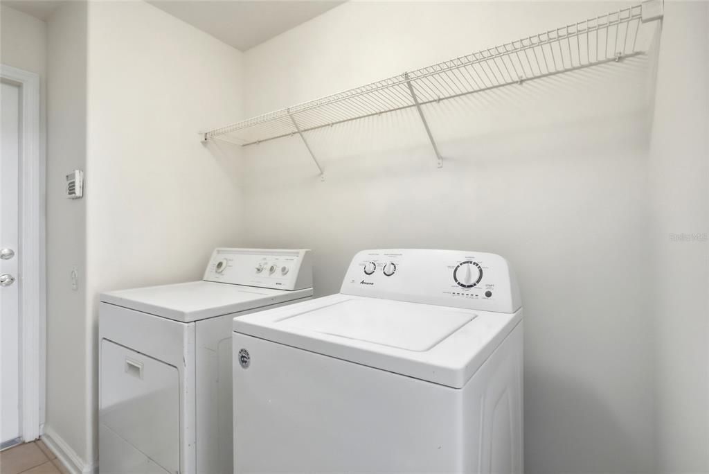 For Rent: $2,350 (3 beds, 2 baths, 1806 Square Feet)