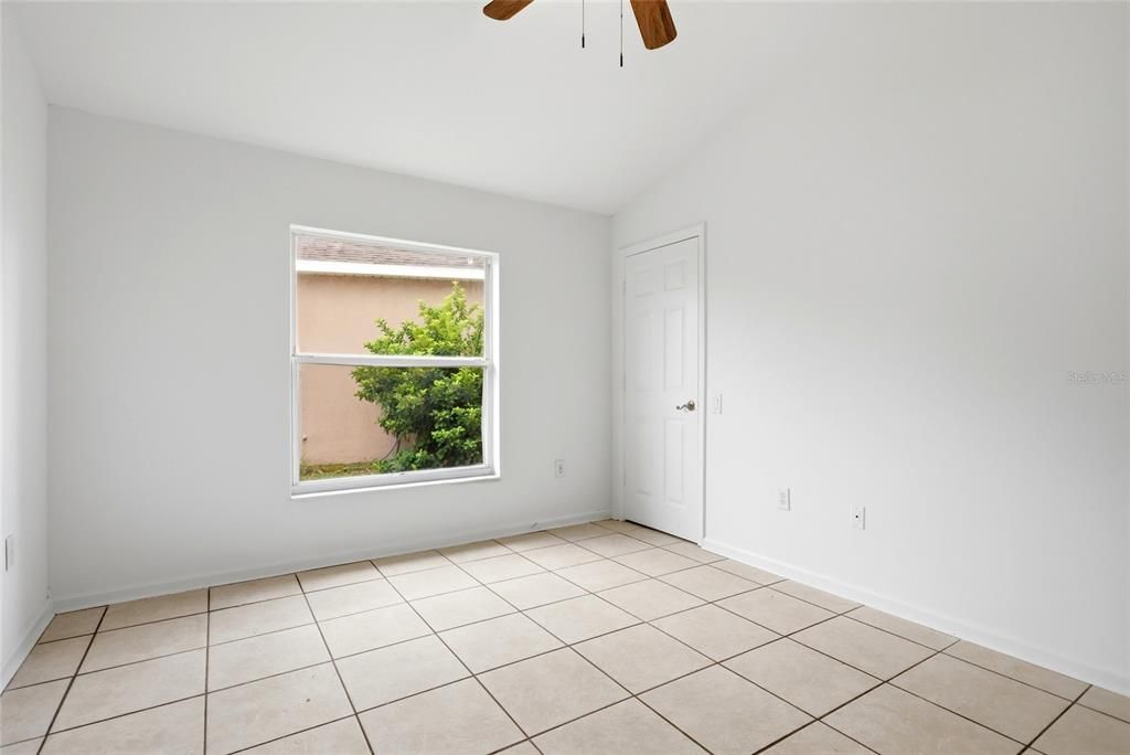 For Rent: $2,350 (3 beds, 2 baths, 1806 Square Feet)