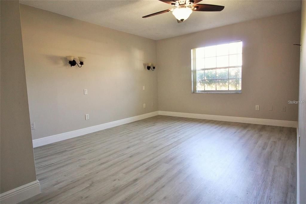 For Rent: $2,575 (3 beds, 2 baths, 1613 Square Feet)
