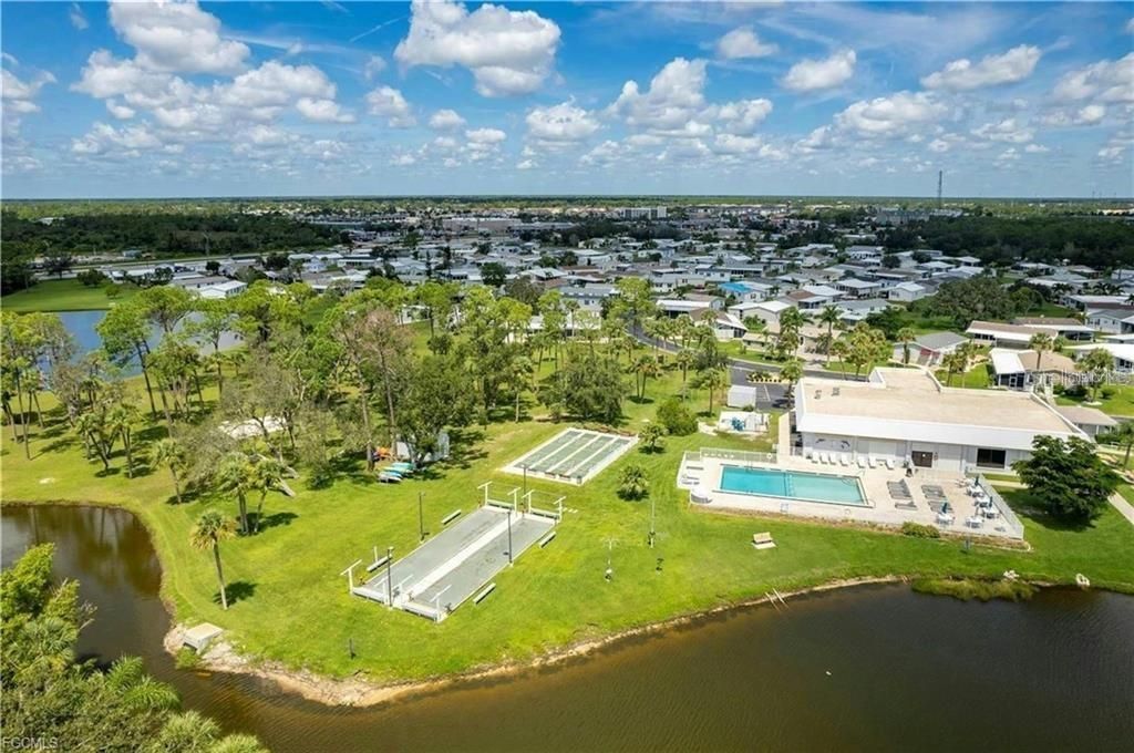 En Venta: $255,000 (3 camas, 2 baños, 1886 Pies cuadrados)