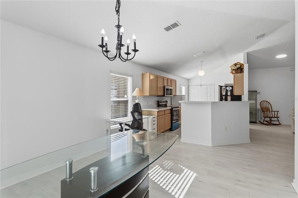 For Sale: $335,000 (3 beds, 2 baths, 1483 Square Feet)