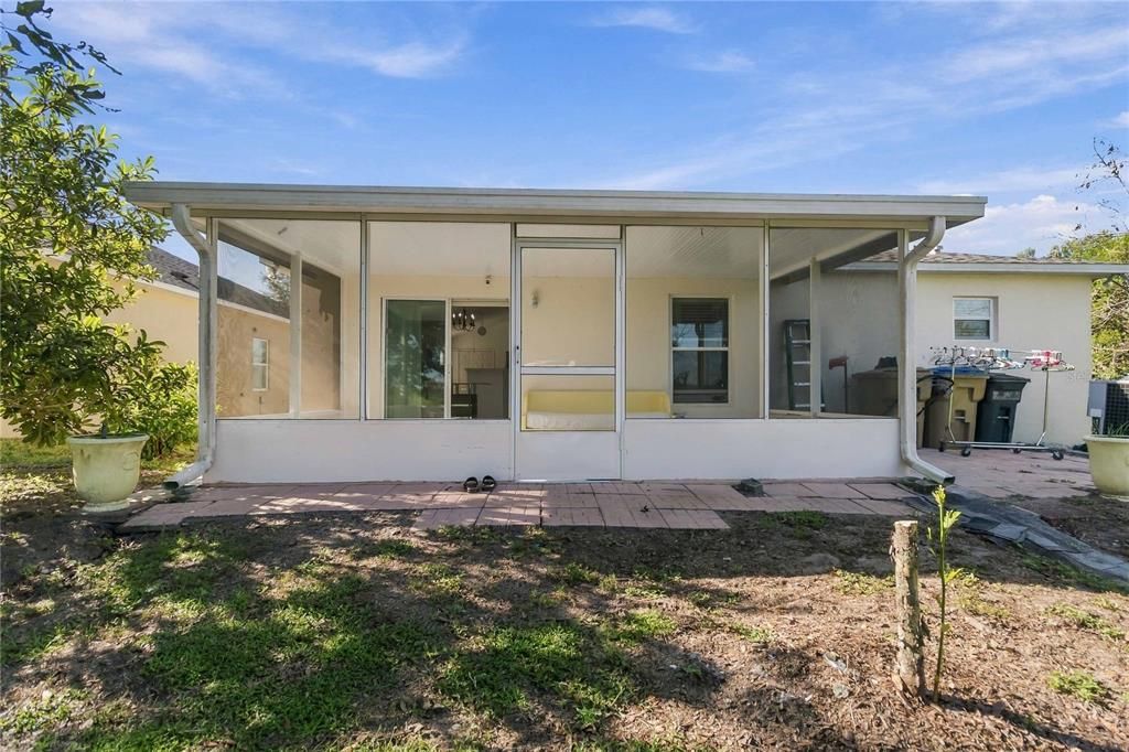 For Sale: $335,000 (3 beds, 2 baths, 1483 Square Feet)