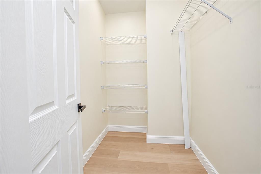 For Rent: $2,500 (3 beds, 2 baths, 1567 Square Feet)