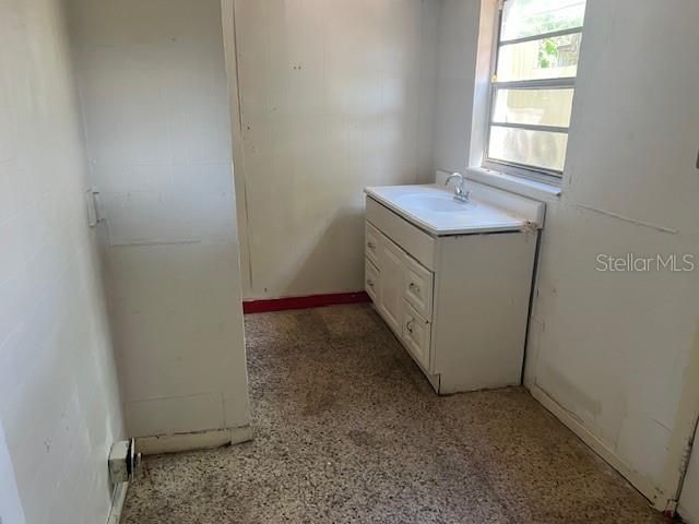 En Renta: $700 (2 camas, 1 baños, 850 Pies cuadrados)