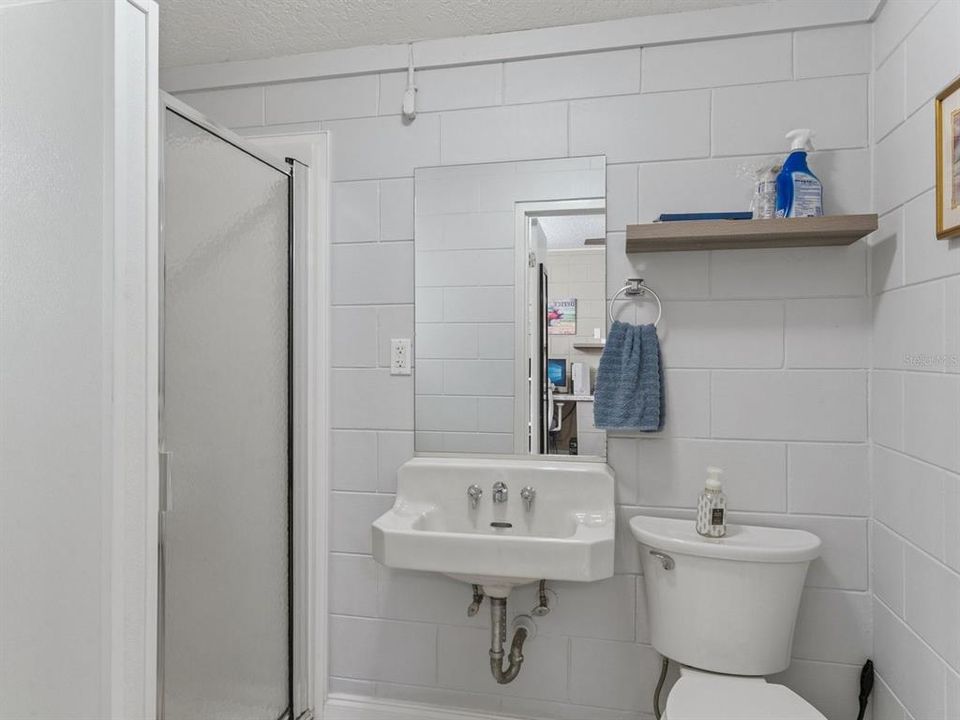 На продажу: $369,900 (4 спален, 3 ванн, 1848 Квадратных фут)