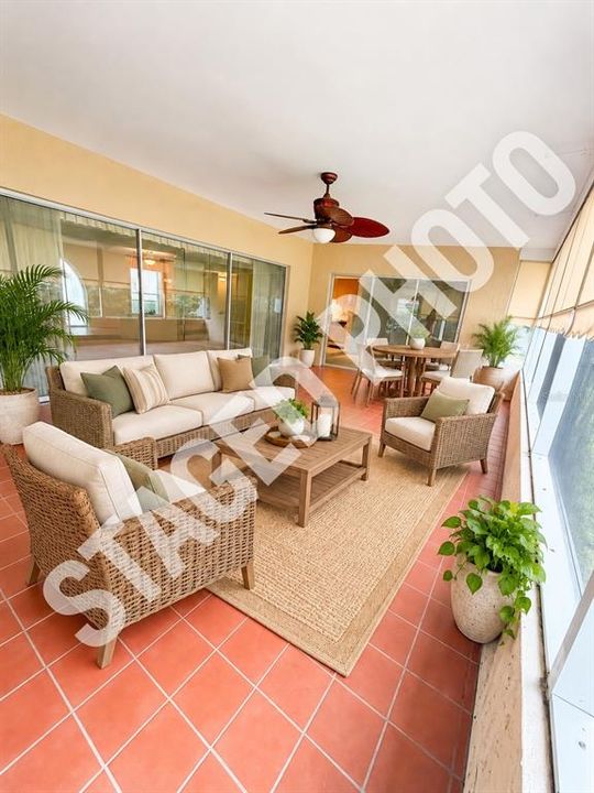 На продажу: $550,000 (3 спален, 2 ванн, 2130 Квадратных фут)