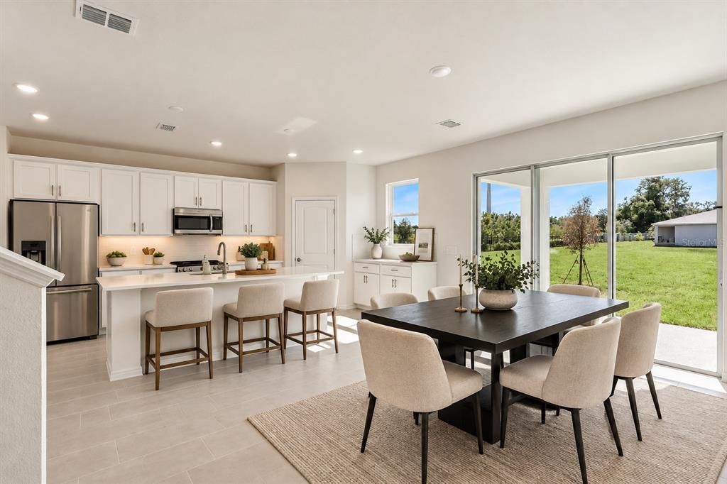 For Sale: $394,999 (4 beds, 3 baths, 2486 Square Feet)