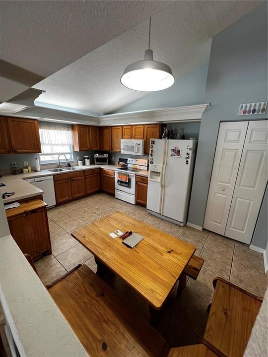 En Venta: $399,000 (3 camas, 2 baños, 1867 Pies cuadrados)