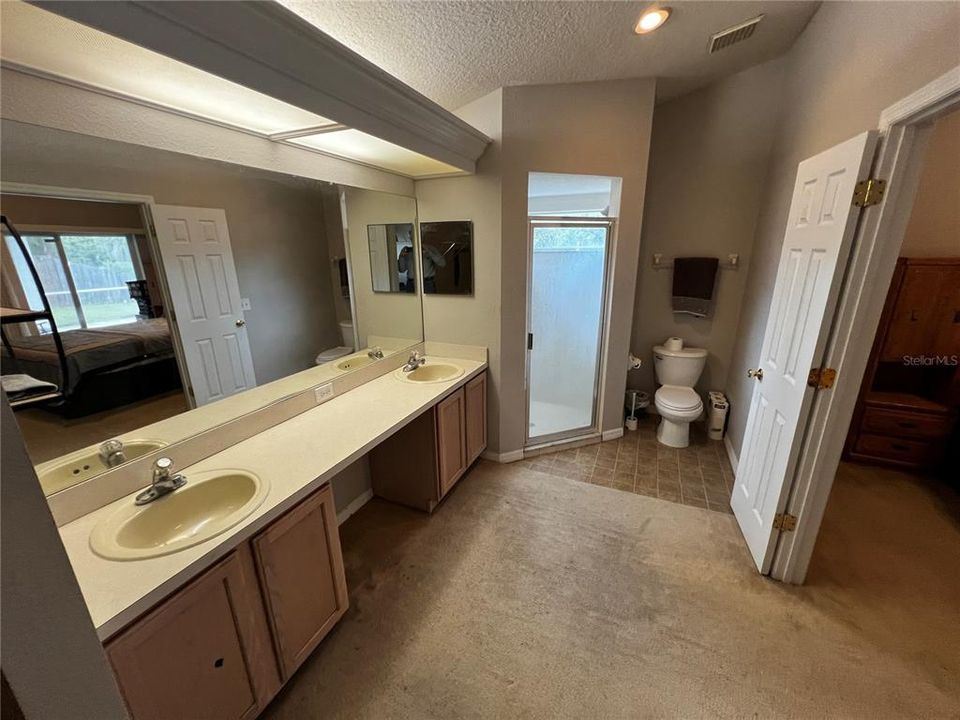 En Venta: $399,000 (3 camas, 2 baños, 1867 Pies cuadrados)