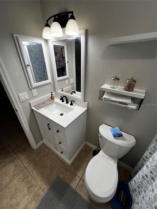 En Venta: $399,000 (3 camas, 2 baños, 1867 Pies cuadrados)