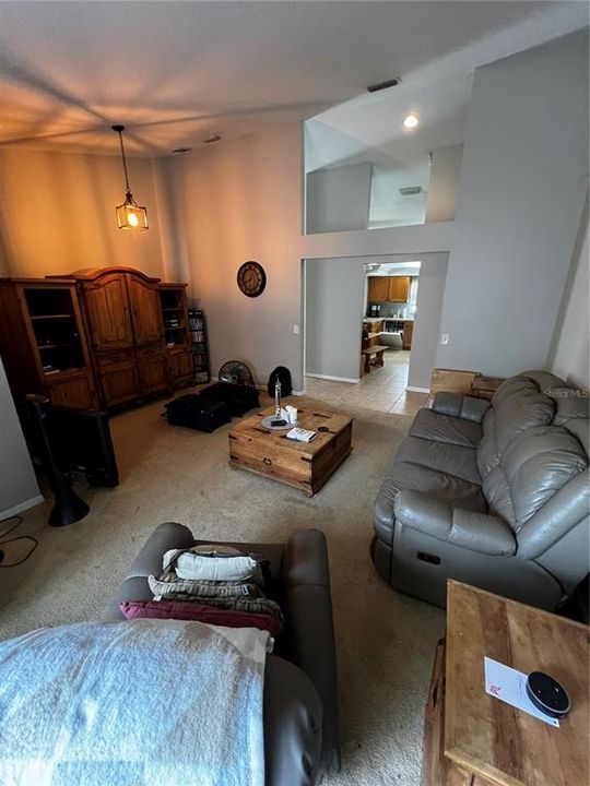 En Venta: $399,000 (3 camas, 2 baños, 1867 Pies cuadrados)