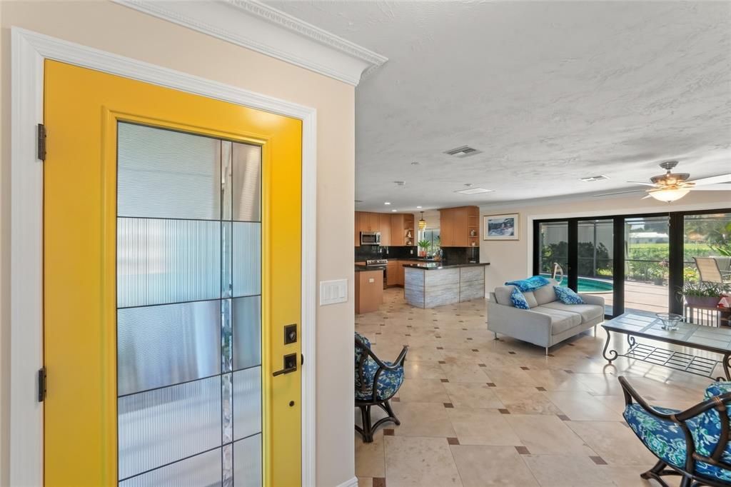 For Sale: $599,900 (2 beds, 2 baths, 1495 Square Feet)
