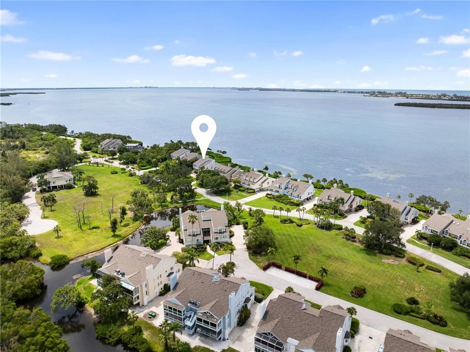 For Sale: $1,399,000 (3 beds, 3 baths, 3773 Square Feet)