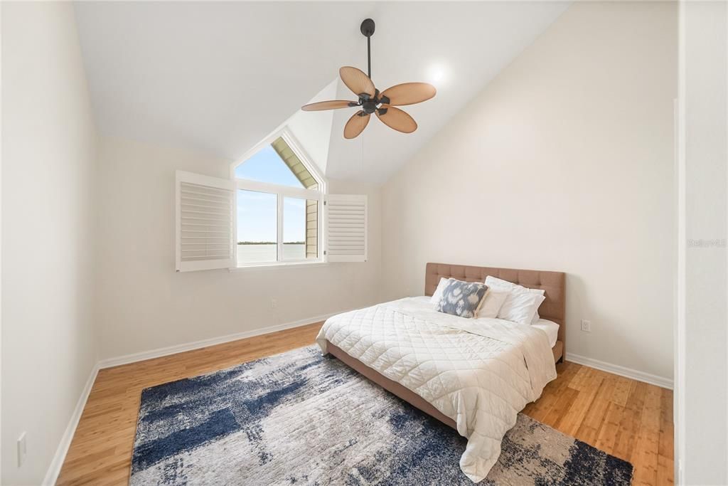 For Sale: $1,399,000 (3 beds, 3 baths, 3773 Square Feet)