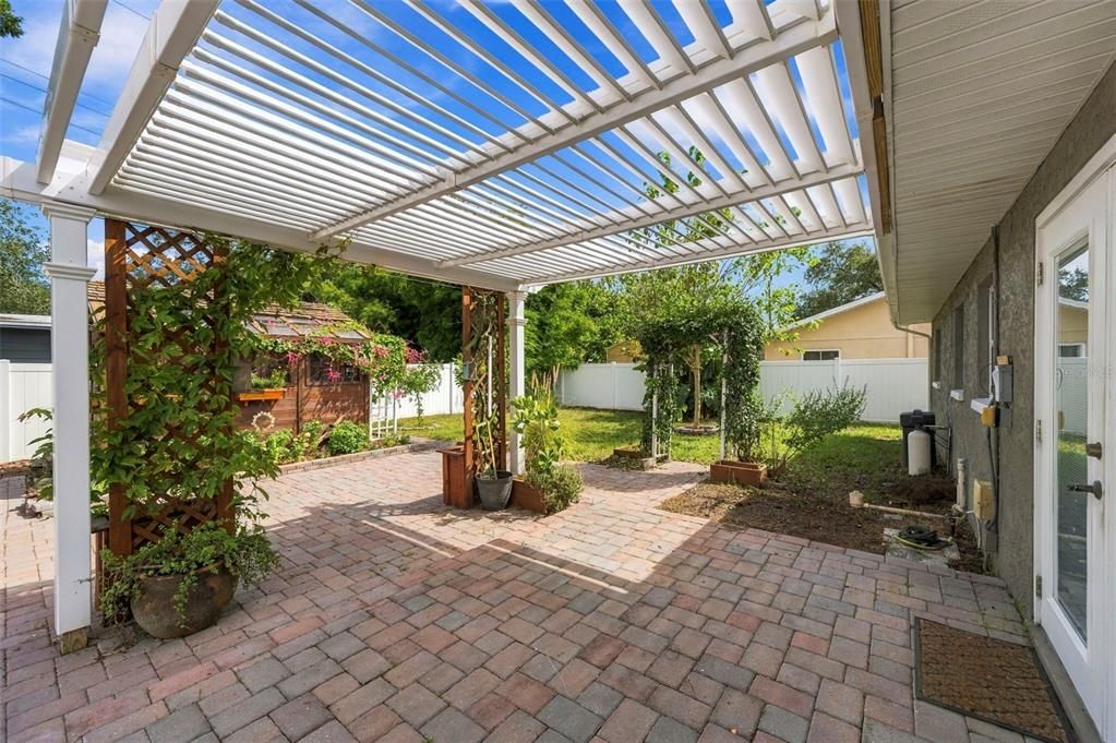 На продажу: $435,000 (3 спален, 1 ванн, 1352 Квадратных фут)