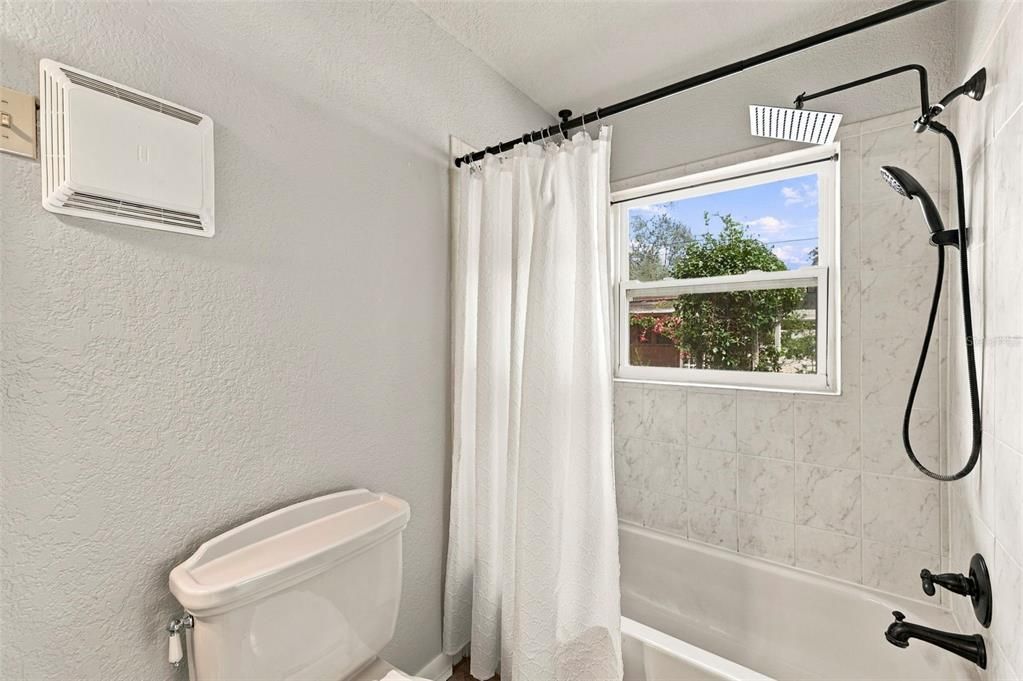 На продажу: $435,000 (3 спален, 1 ванн, 1352 Квадратных фут)