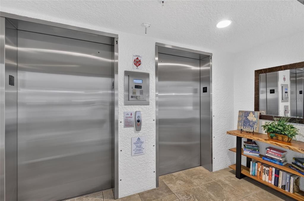 For Sale: $1,180,000 (3 beds, 3 baths, 1995 Square Feet)