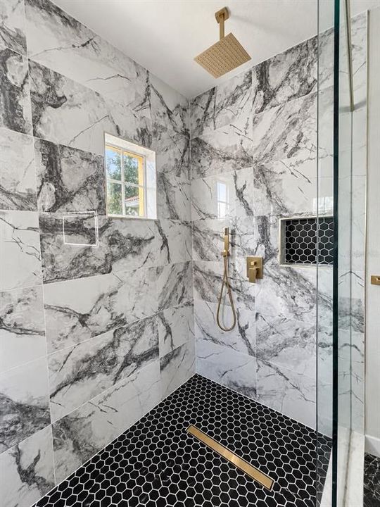 В аренду: $2,695 (3 спален, 2 ванн, 2574 Квадратных фут)