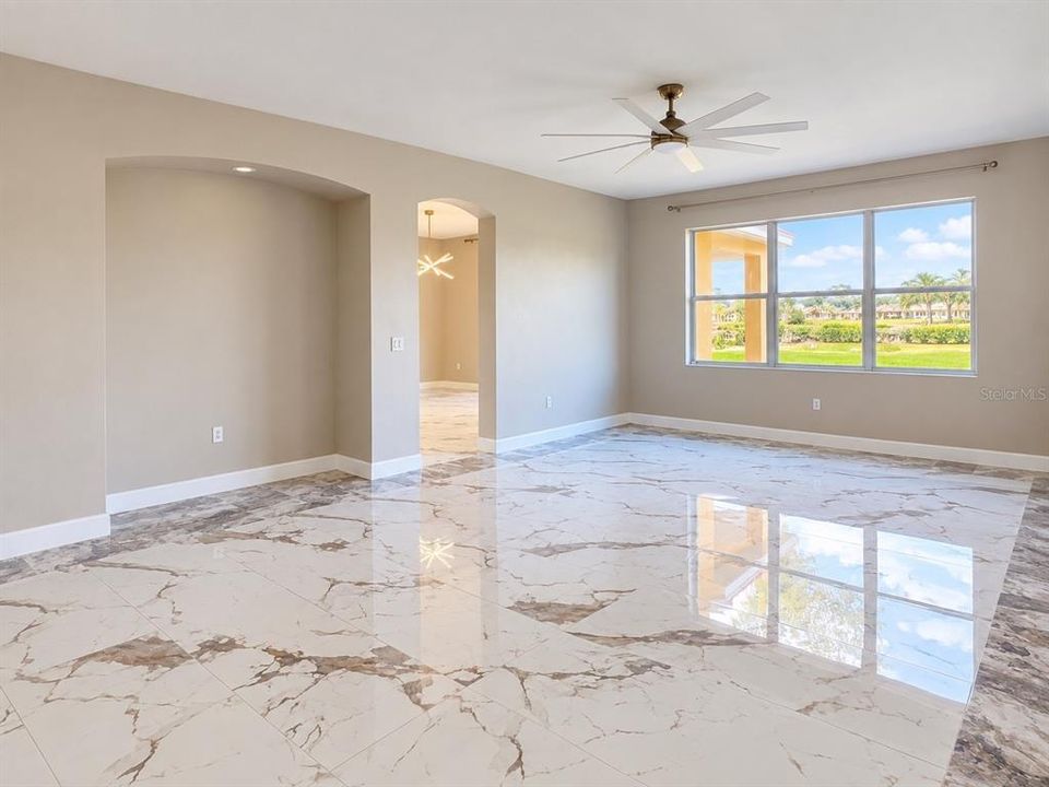 В аренду: $2,695 (3 спален, 2 ванн, 2574 Квадратных фут)