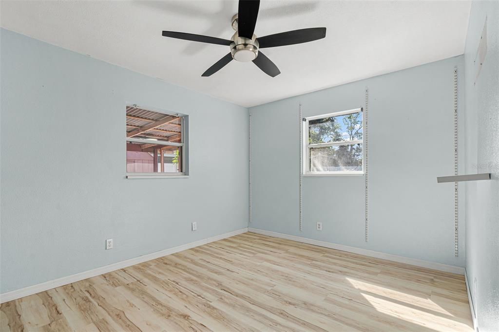 For Sale: $415,000 (3 beds, 2 baths, 1528 Square Feet)