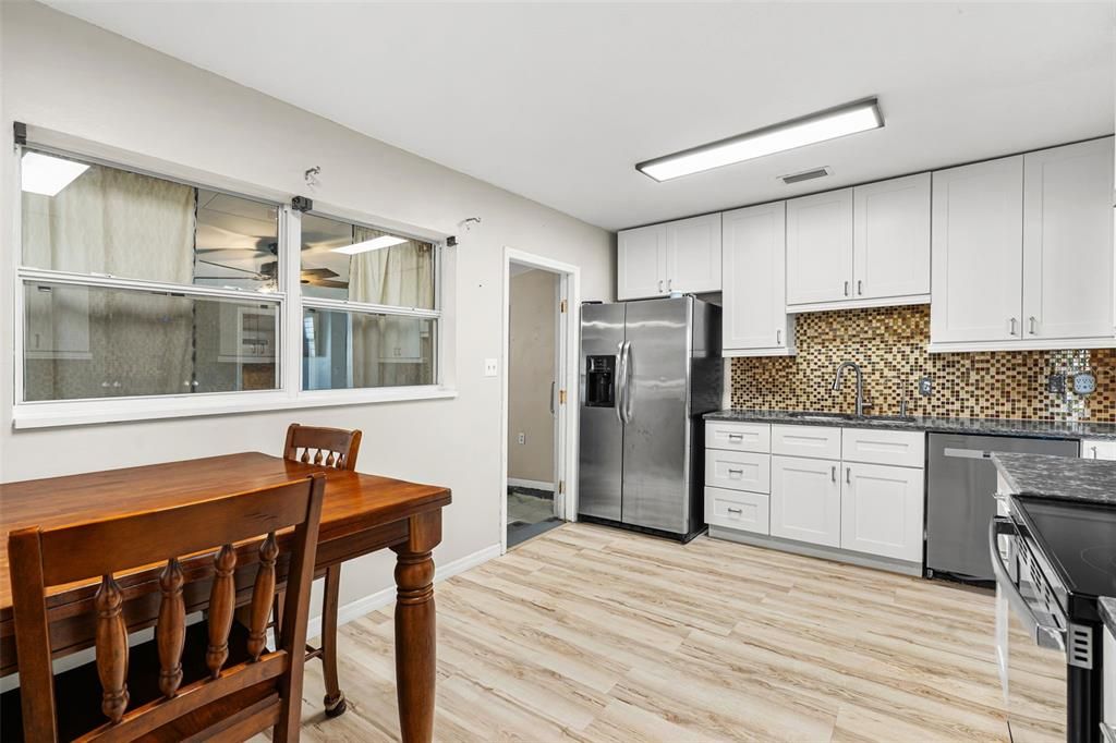 For Sale: $415,000 (3 beds, 2 baths, 1528 Square Feet)
