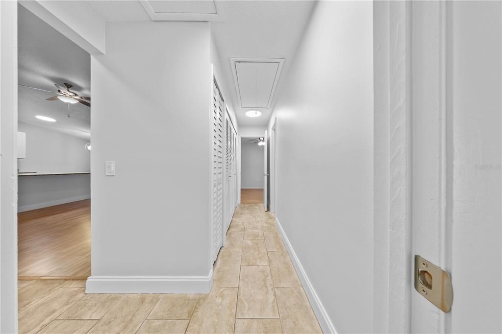 For Rent: $1,900 (3 beds, 2 baths, 1230 Square Feet)
