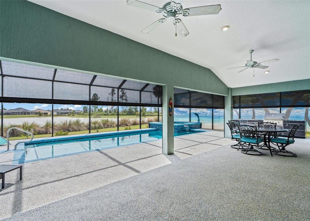For Sale: $1,150,000 (4 beds, 2 baths, 2555 Square Feet)