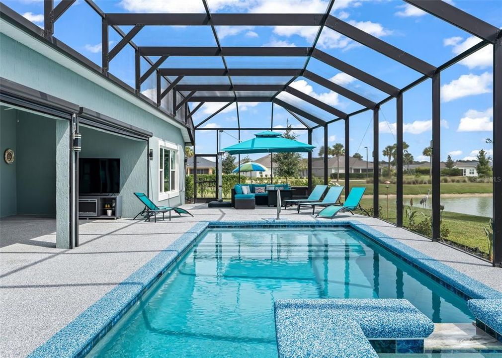 For Sale: $1,150,000 (4 beds, 2 baths, 2555 Square Feet)