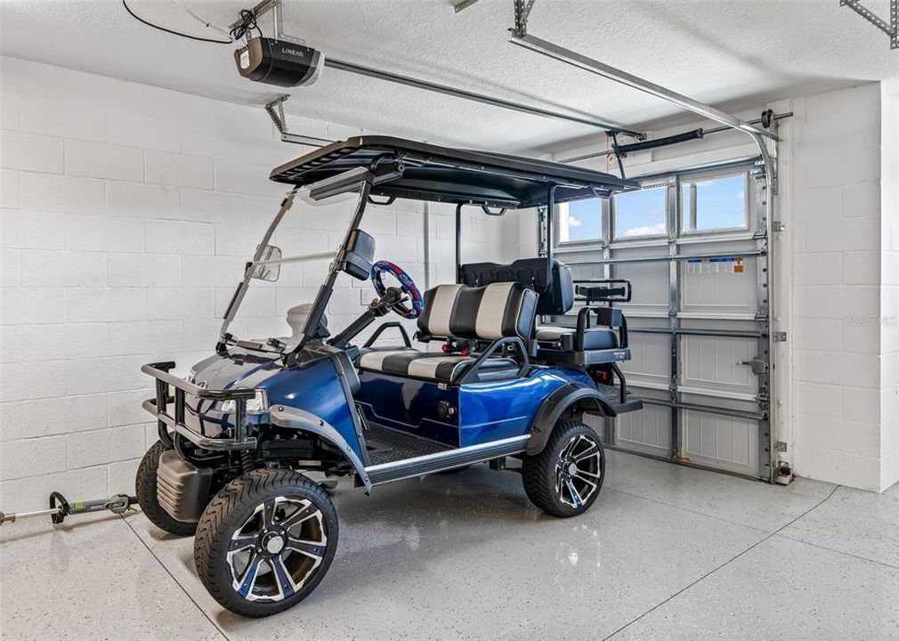 For Sale: $1,150,000 (4 beds, 2 baths, 2555 Square Feet)