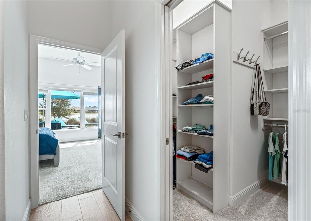 For Sale: $1,150,000 (4 beds, 2 baths, 2555 Square Feet)