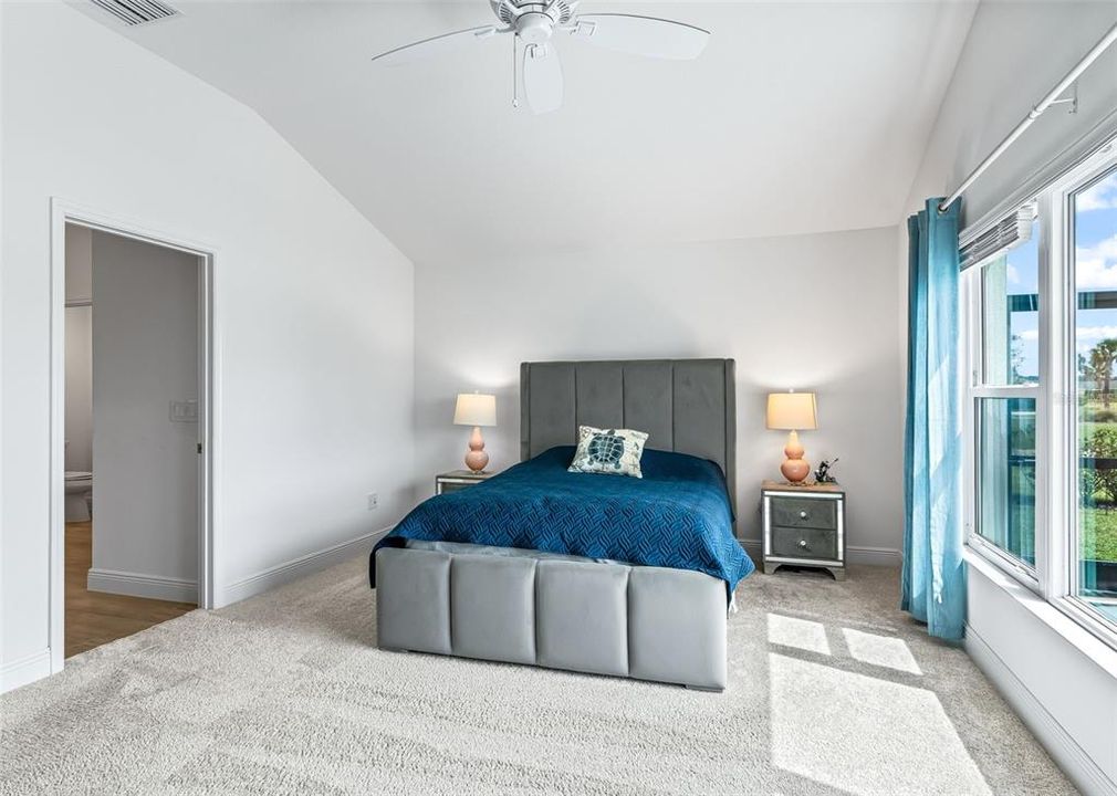 For Sale: $1,150,000 (4 beds, 2 baths, 2555 Square Feet)
